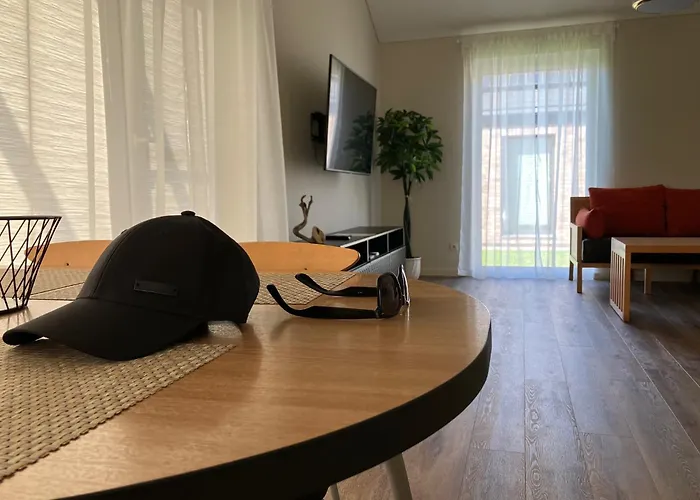 Giliukai - 2 Bedroom House פלאנגה